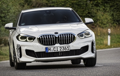 BMW sắp ra mắt mẫu xe nhỏ, cạnh tranh với Honda Civic